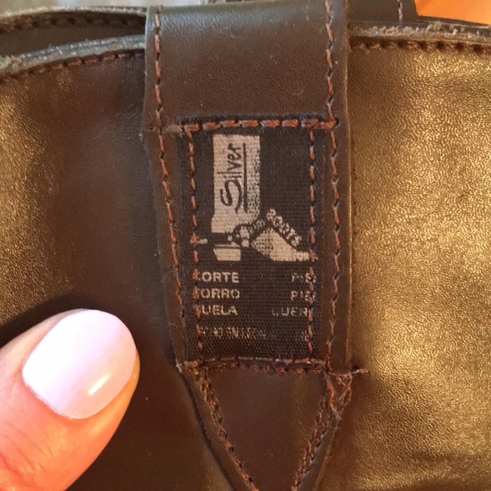 Cuero Leather Boots - image 4